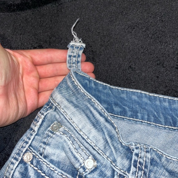 Jeans - Picture 3 of 4